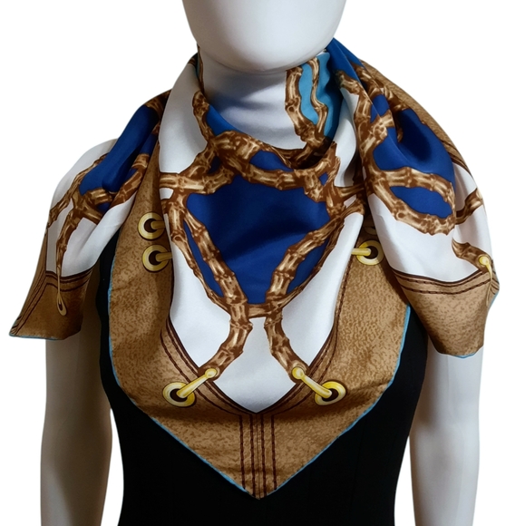 GUCCI Bamboo Circle Print 2015 Silk Scarf 34"x34" Blue/White/Brown - Picture 2 of 10